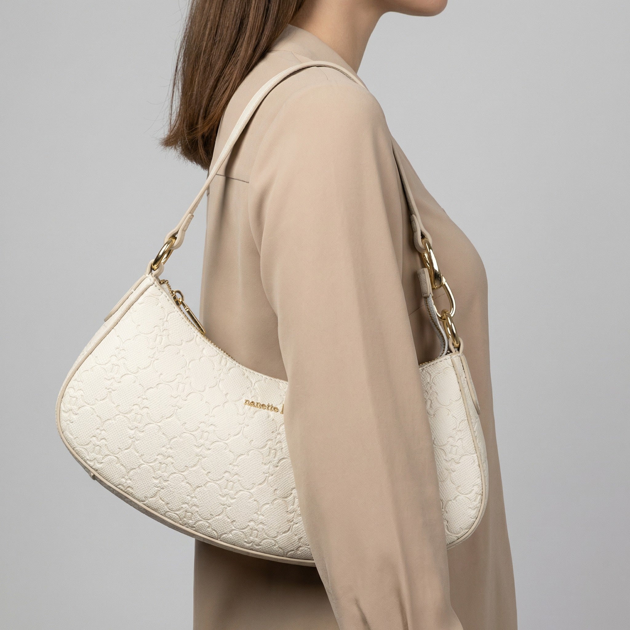 Bolso Hombro Nanette Lepore Blanco con Relieve Floral – 100% Original